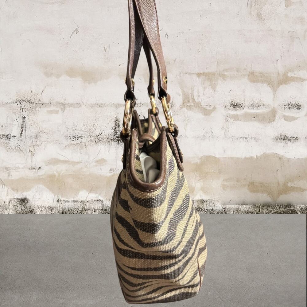 Michael Kors The Charlton Collection Tiger Print Shoulder Bag & Dust Bag - Picture 3 of 7